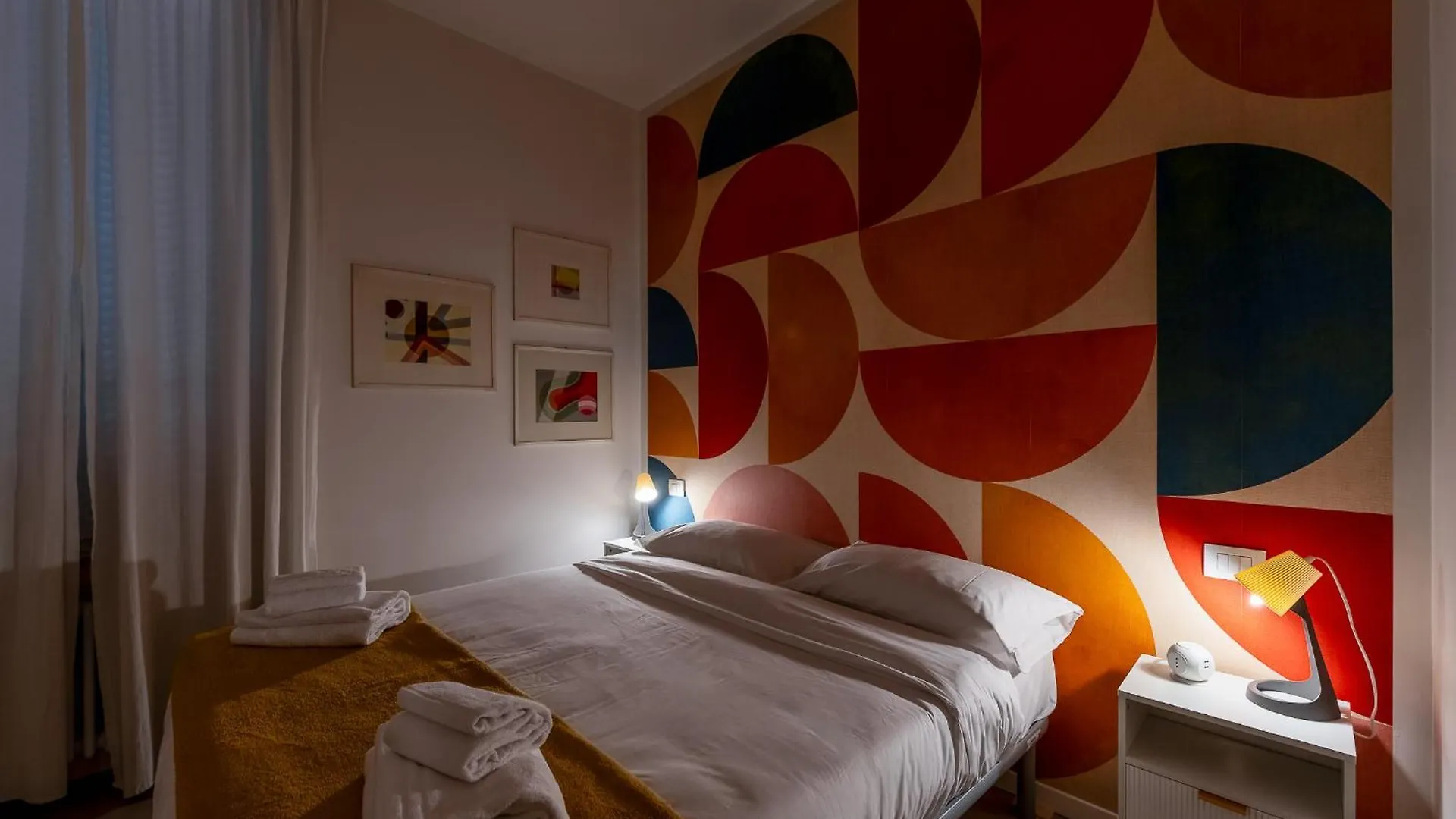 Apartment Nuovi Bilocali Central Station - 2 Apt Con Parcheggio In Box E 1 Apt Con Balcone -No Box- N&S Town Homes Milan