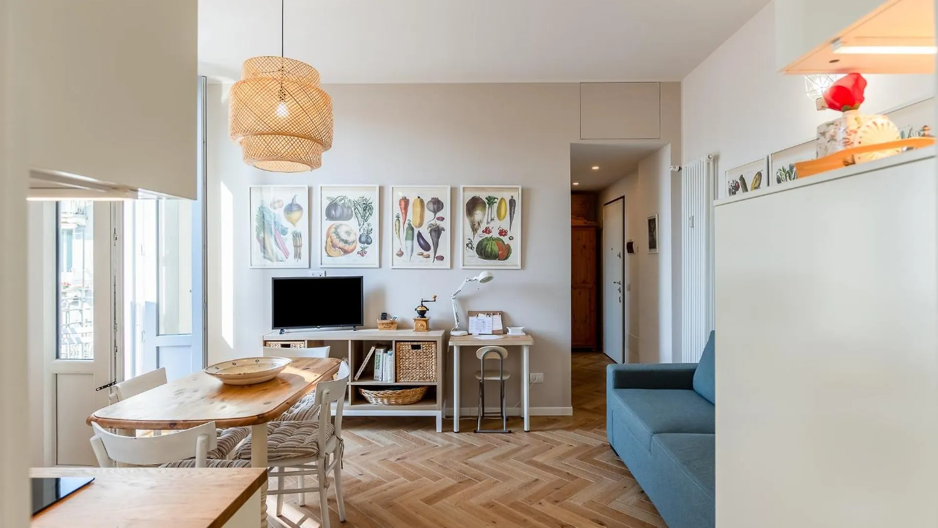 Nuovi Bilocali Central Station - 2 Apt Con Parcheggio In Box E 1 Apt Con Balcone -No Box- N&S Town Homes Milan Italy